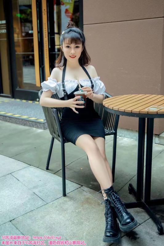 深喉熟女服务控