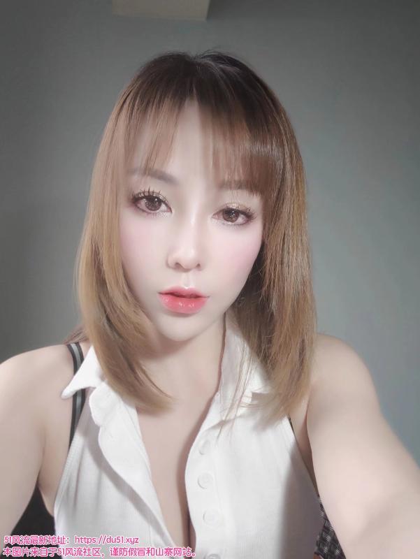 服务小姐姐轩儿