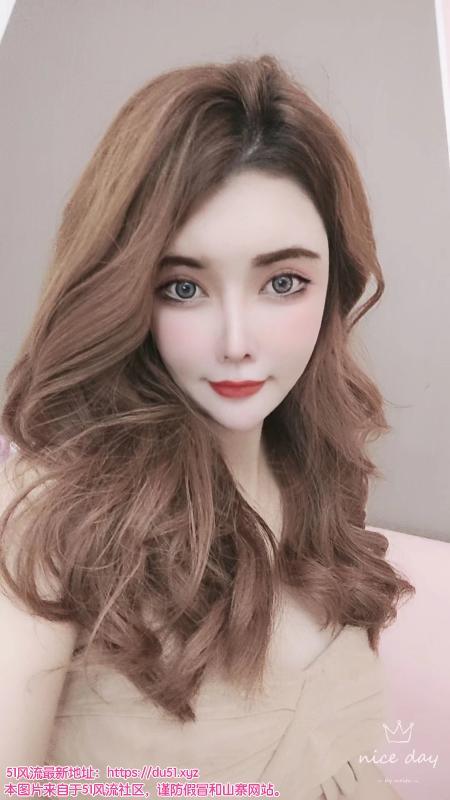 佛山网红脸小姐姐