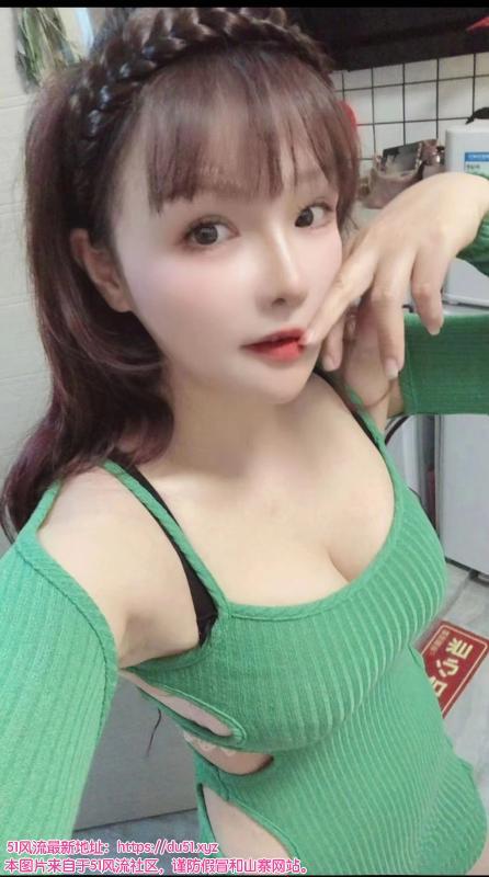 奶兔妹福利照 可3p