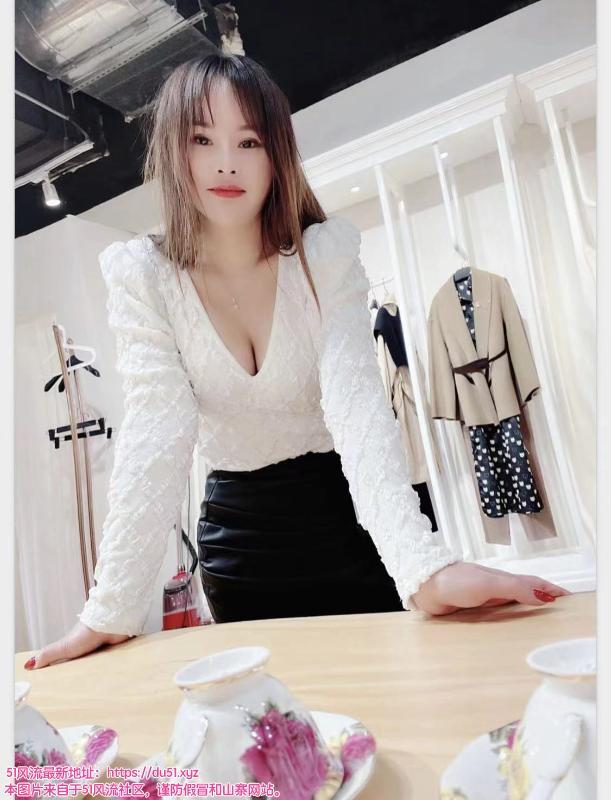 肤白大胸器 珍珠