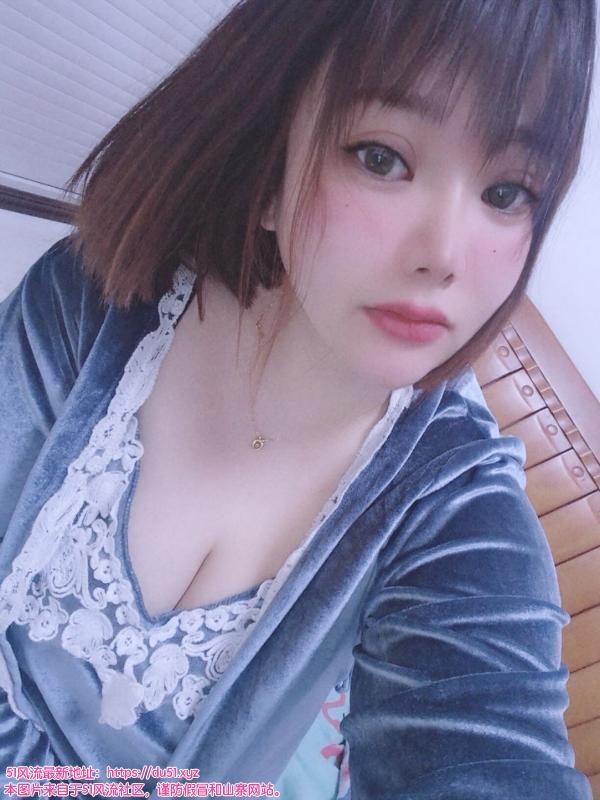 性情短发风骚姐姐