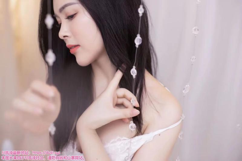 袁家岗清纯美女