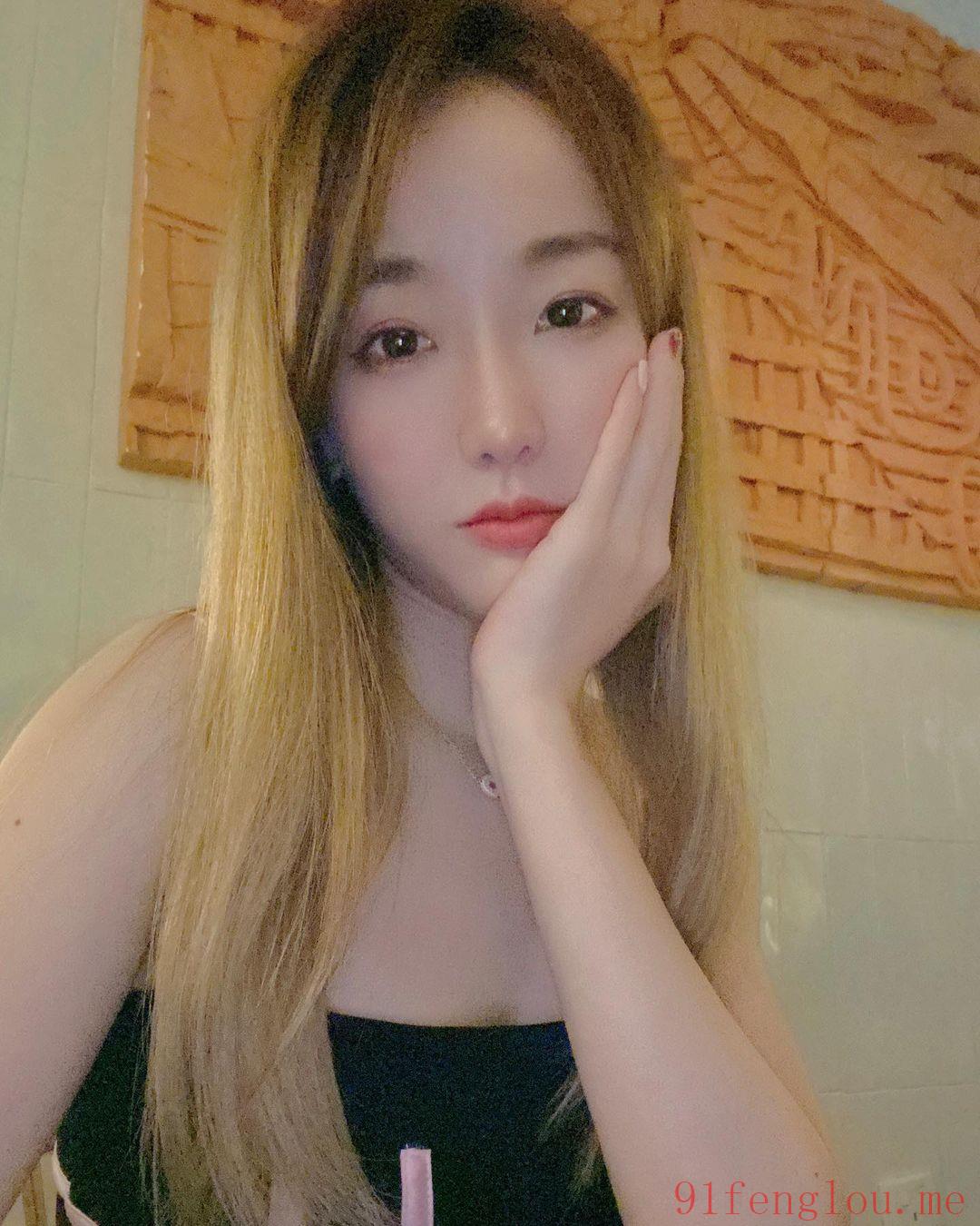 市北，刚下水的嫩妹，听说欠了网贷才入行的