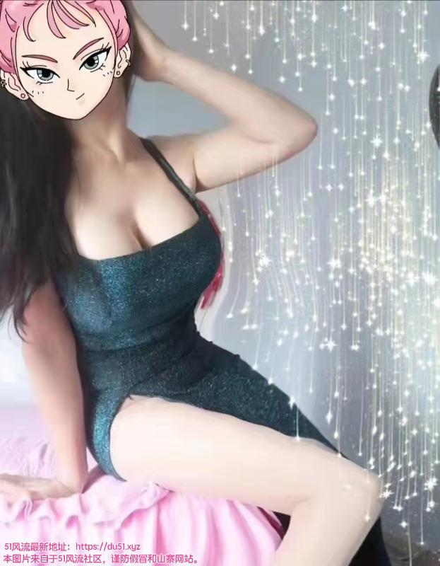 角色扮演的大波少妇