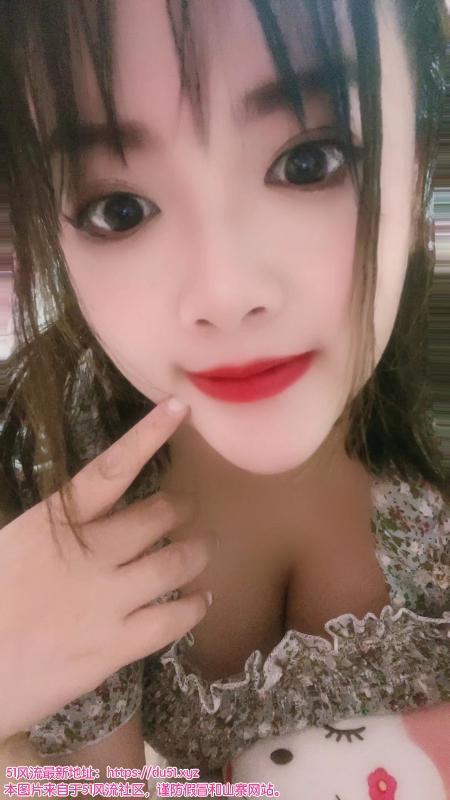 拱墅大悦城超大胸妹