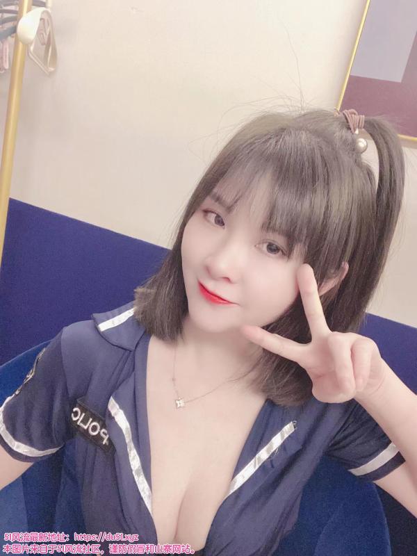 柳暗花明偶遇小蜜桃