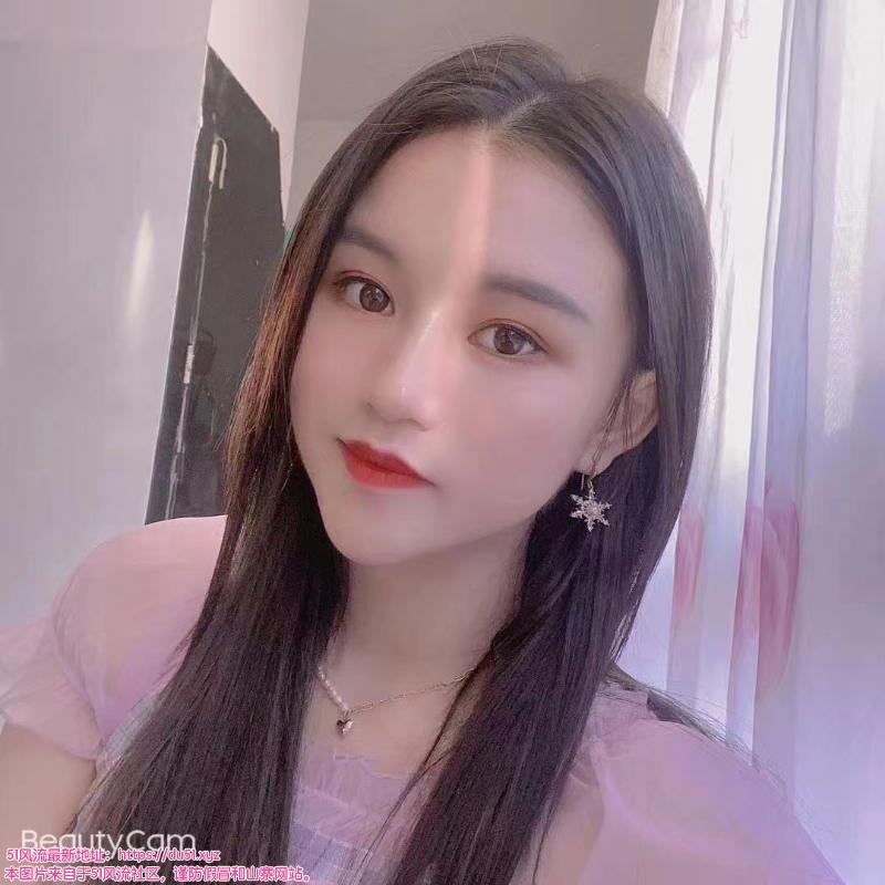 美波肤白樟木头兼职妹