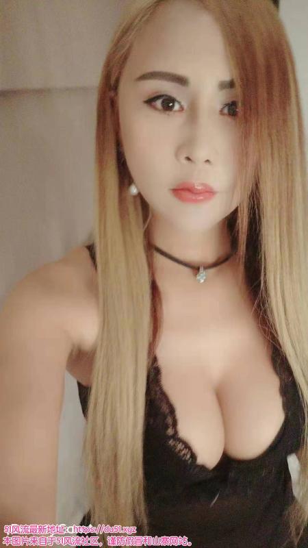 同人精华大厦骚妇