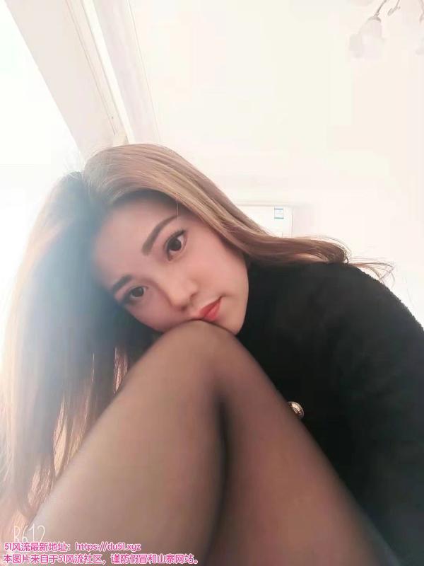 南开丝袜诱惑少妇