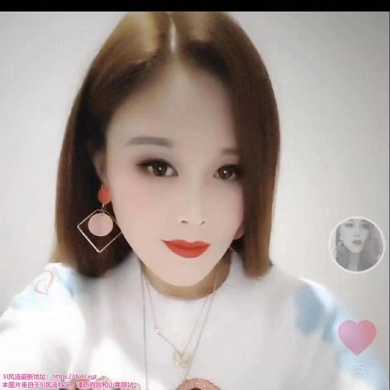 宝山情人骚姐妹