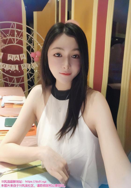 漂亮清纯小妹妹