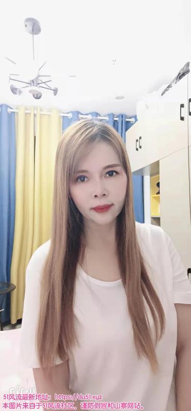 服务系龙华小美