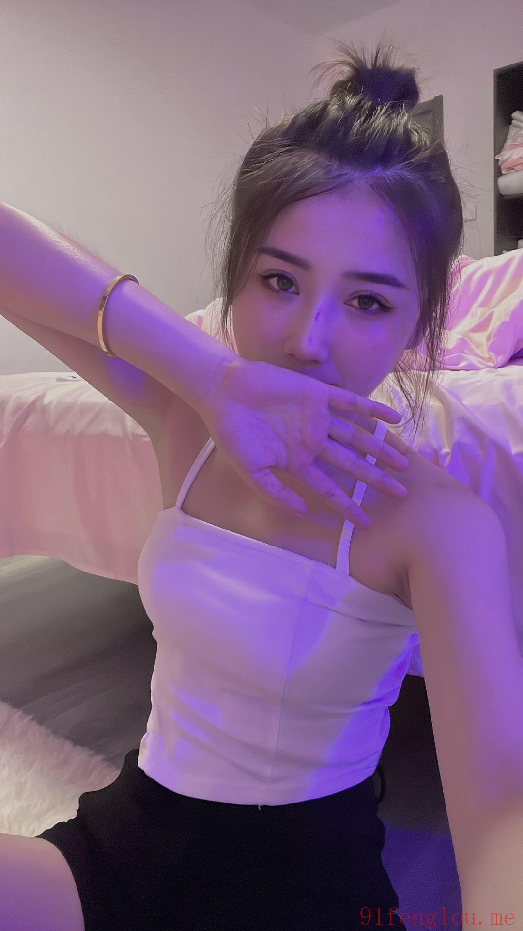 北京市朝阳区刚下海会喷水的小姐姐