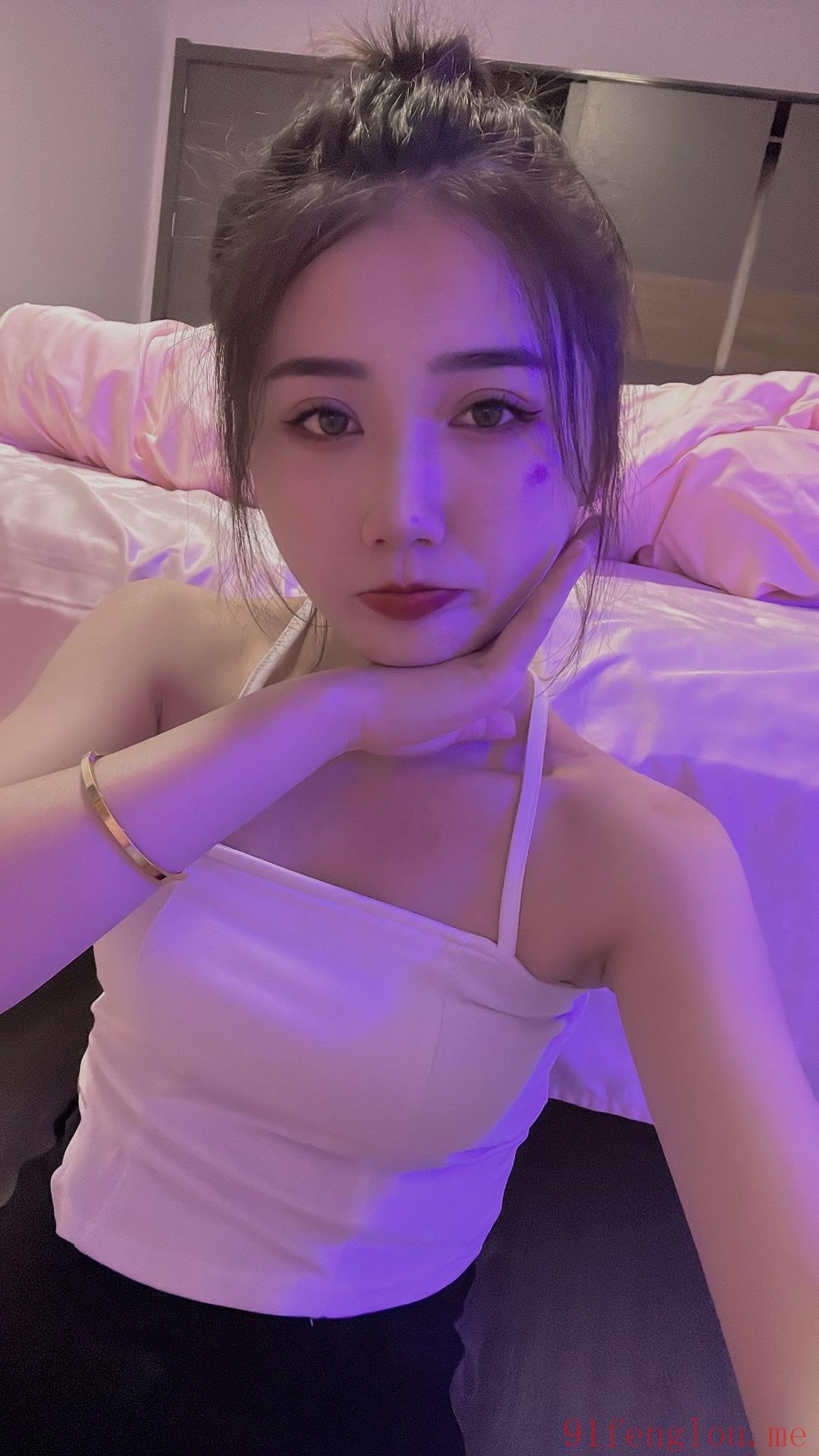 北京市朝阳区刚下海会喷水的小姐姐