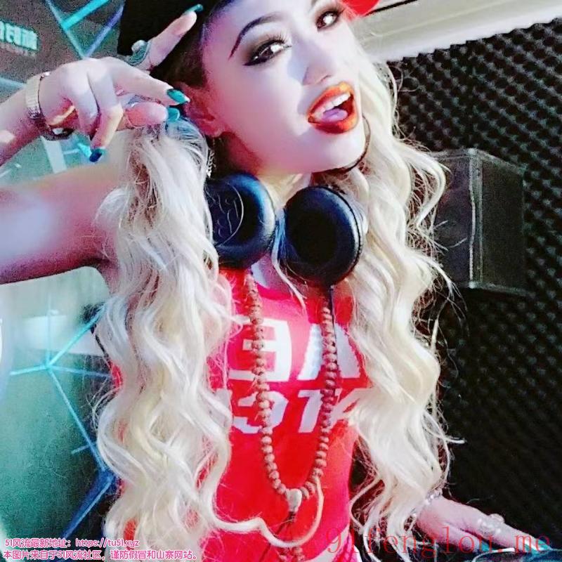 欧美风骚金发女王