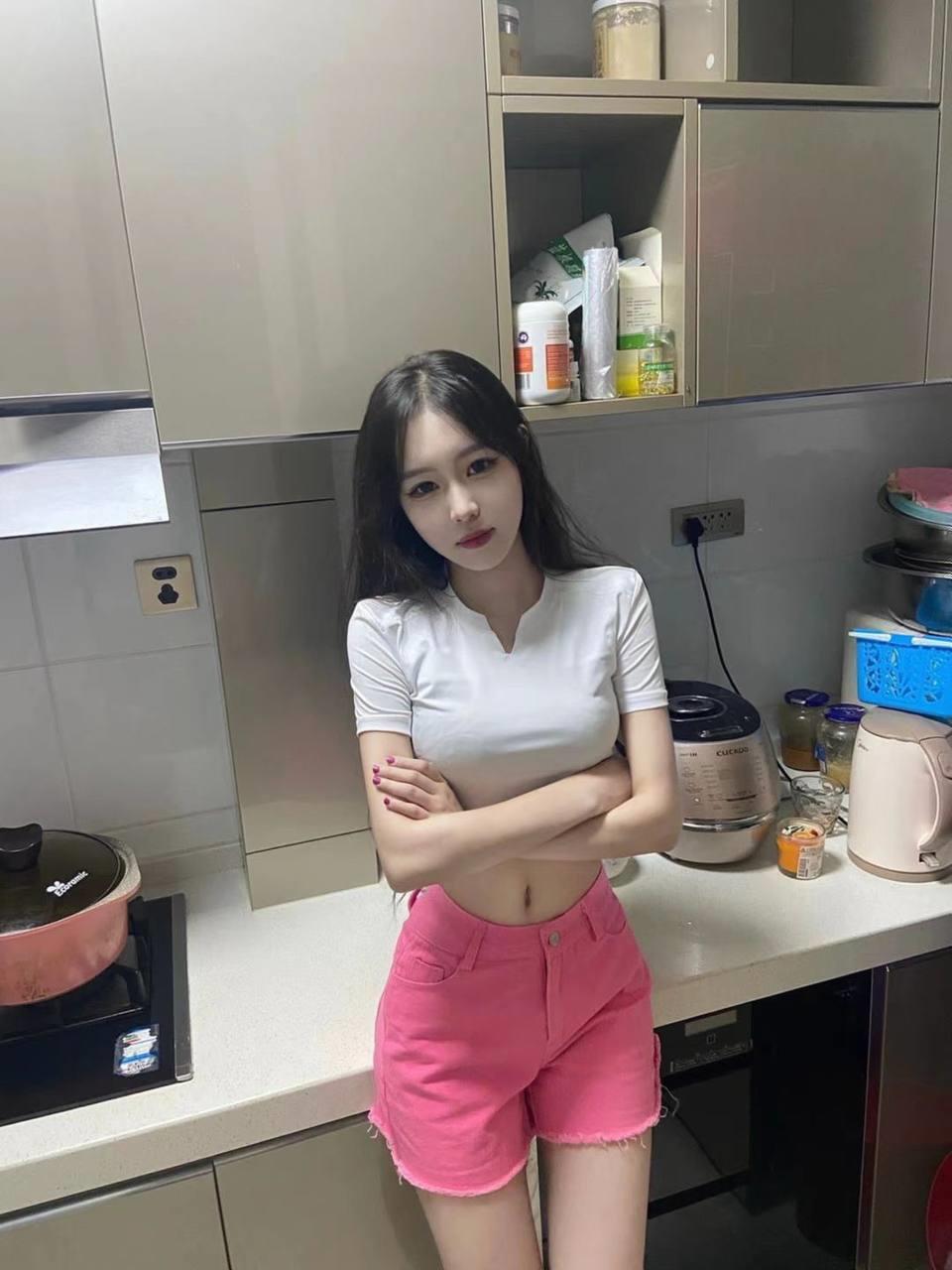 烟台市高级嫩模，给你不一样的超鸡体验