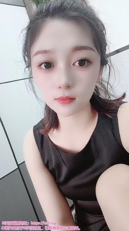 鲜嫩多汁瑜伽妹