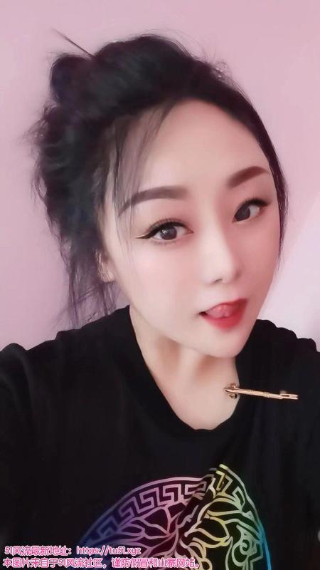 莞式服务大胸妹子