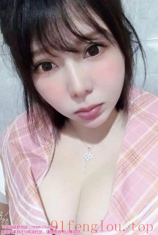 朝阳刚下水的小可爱