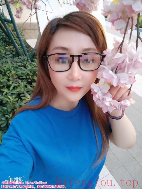 玩得开轻熟女青山忧忧