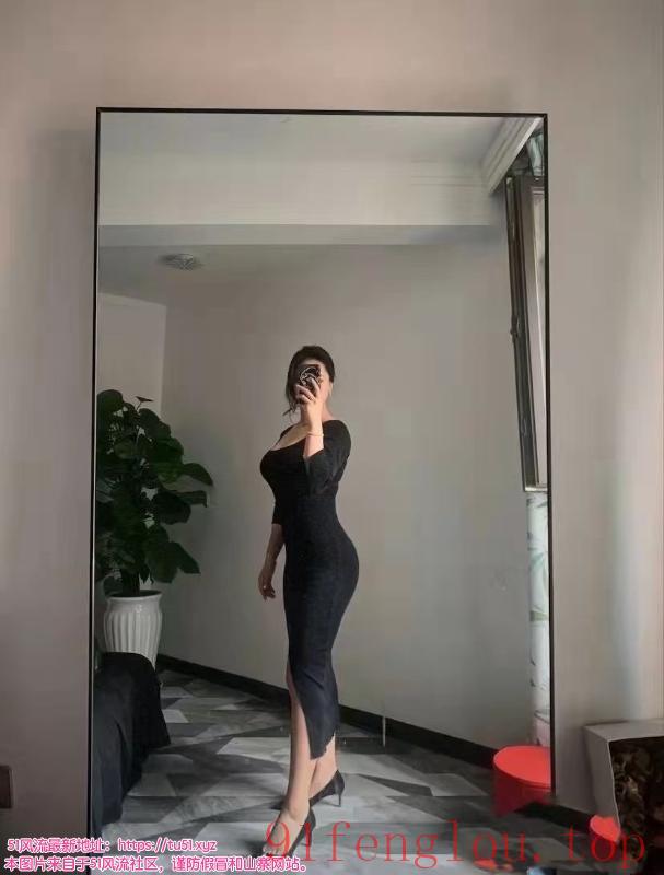 南门大胸细腰轻熟女