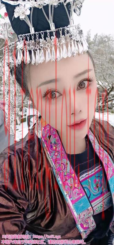 苗族大眼睛妹妹