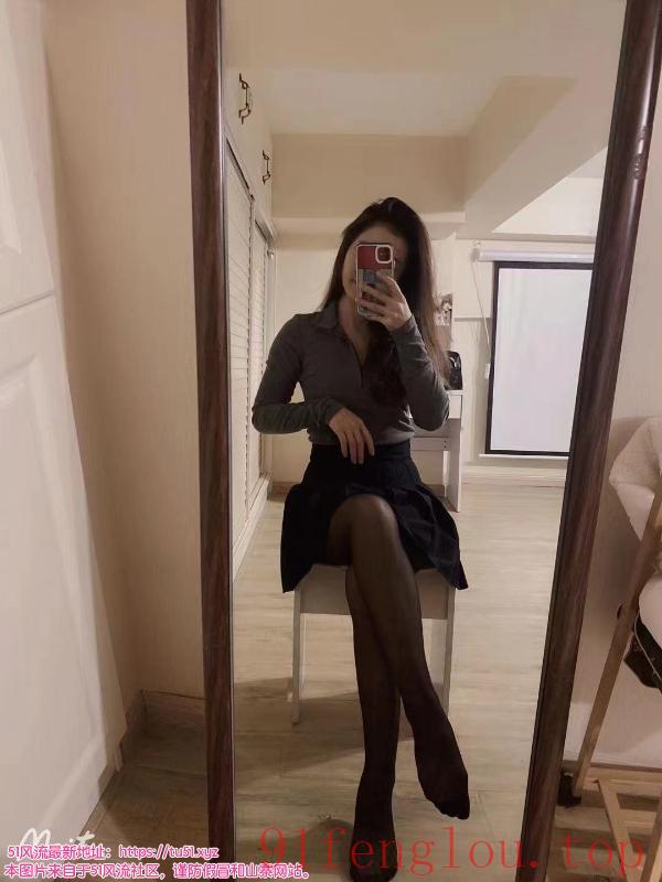 二刷长腿妹萌萌