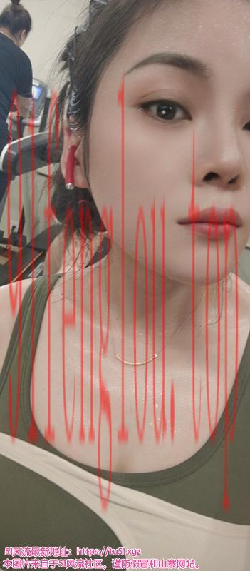 健身 瑜伽 小雨