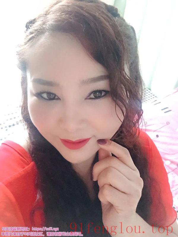 风骚大屁股熟女