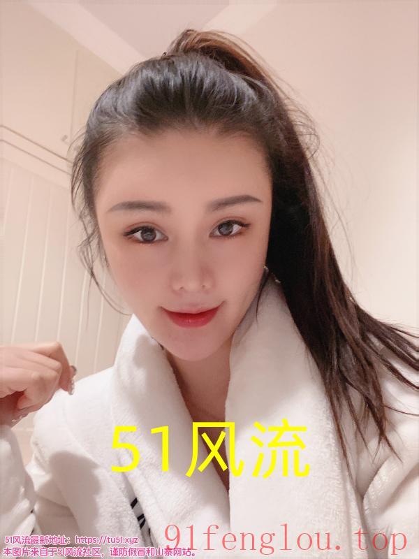 杭州皮肤很白的妹子