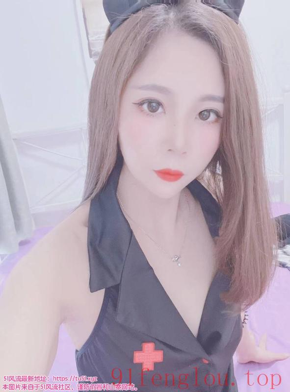 滨江制服诱惑骚妹子