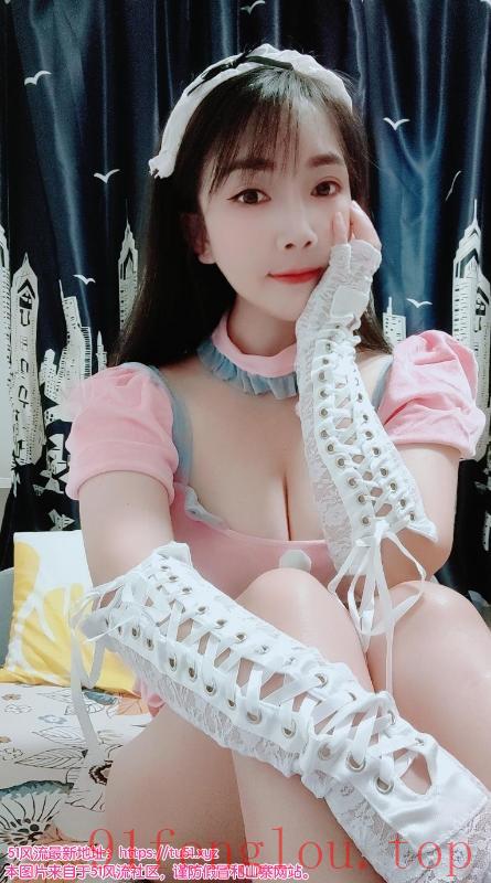 天河智慧城少女