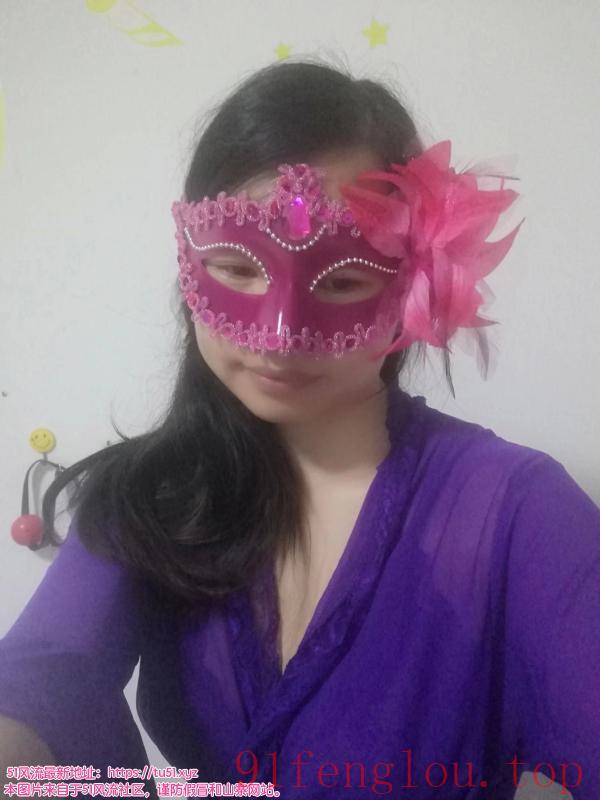 可以三通的熟女