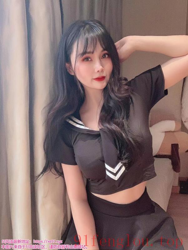 南山粉嫩小萝莉