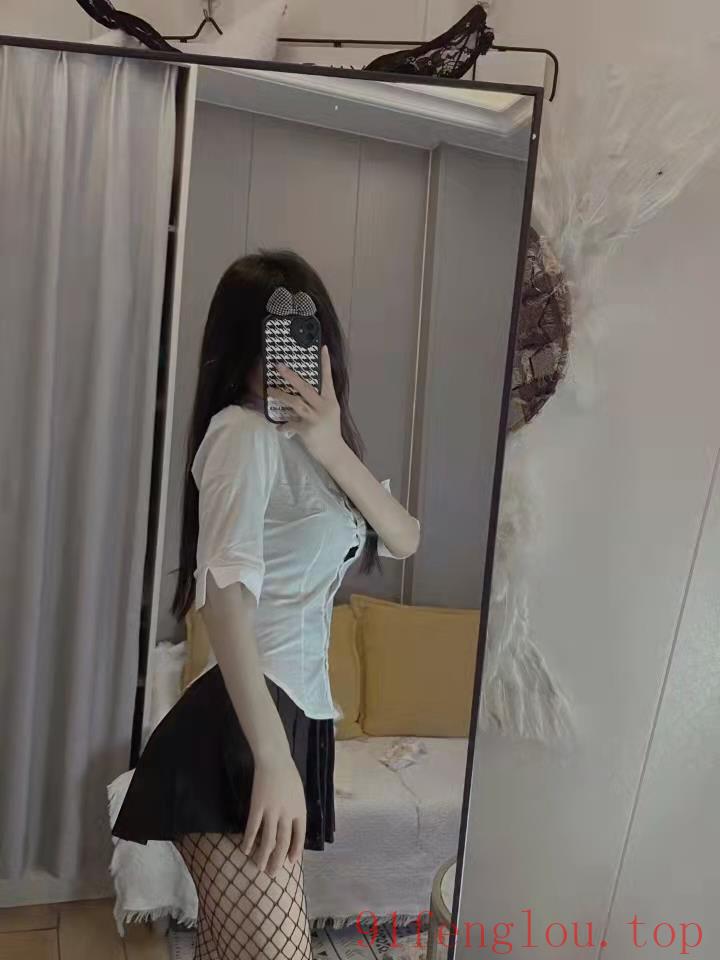 杨浦大连路约会大长腿小默