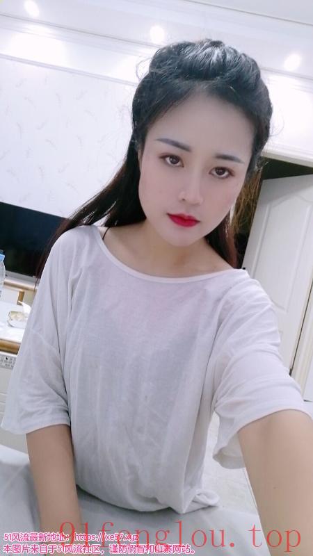 子君村小姐姐