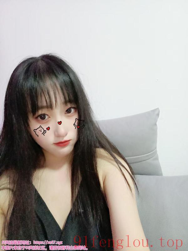 大奶皮肤嫩滑妹子