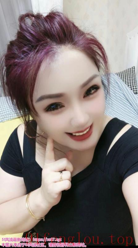 河东大胸小姐姐