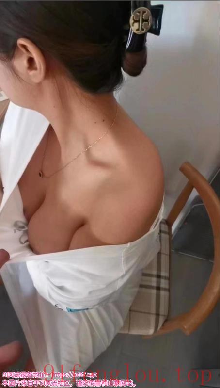 黄浦淡妆小辣妹