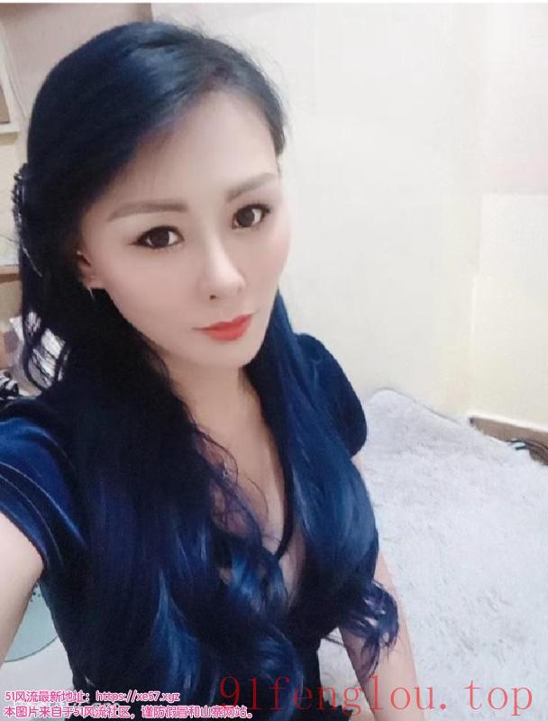 黄浦性感大奶少妇