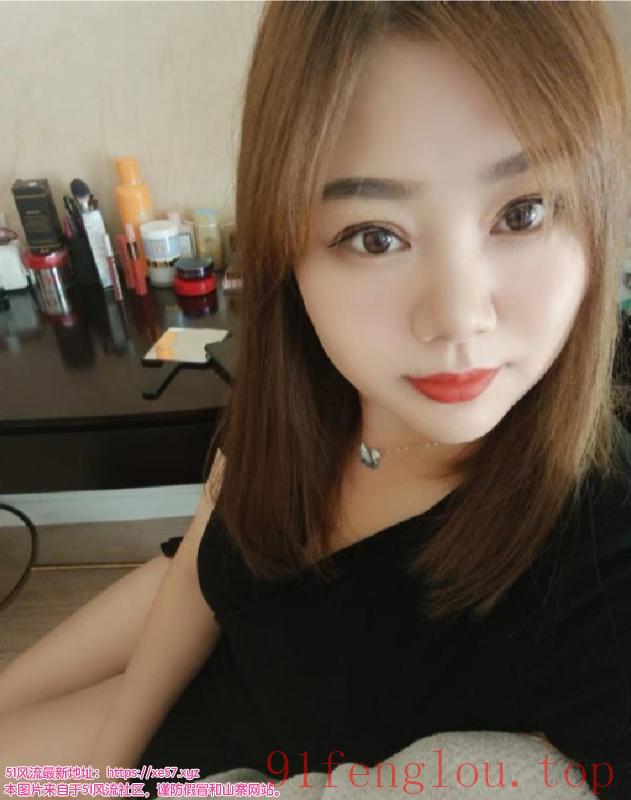 郑州东站漂亮妹子