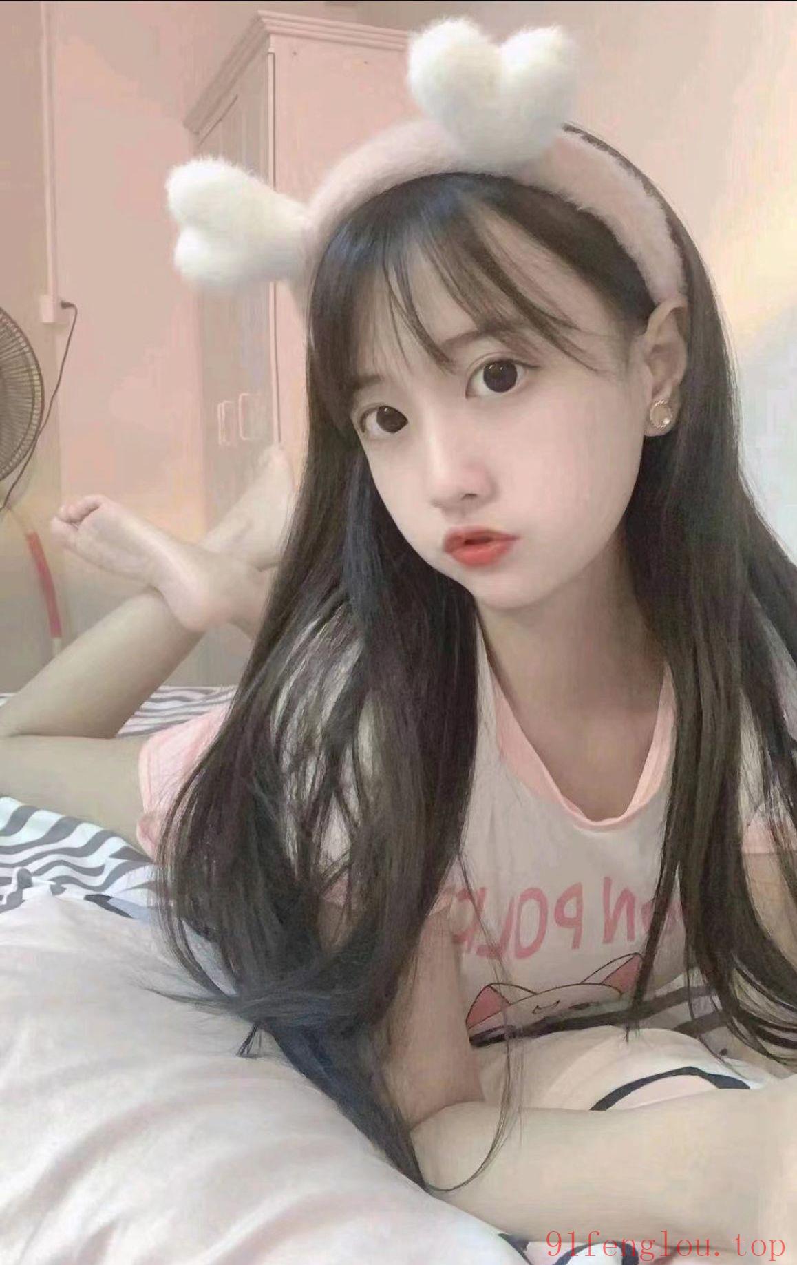 可口爆的性感少妇