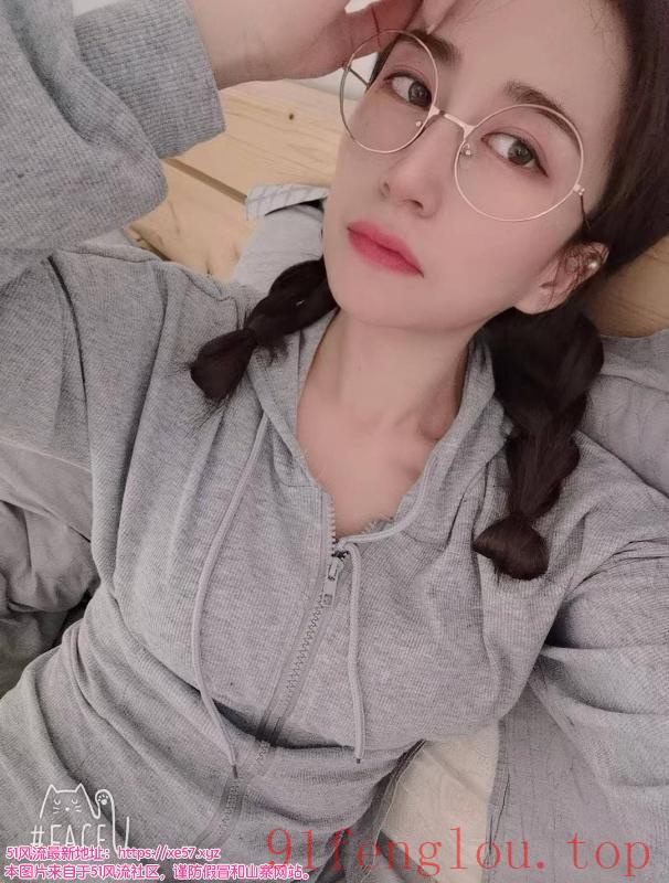 游泳馆宝藏小姐姐