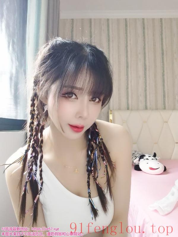 美容老板娘少妇