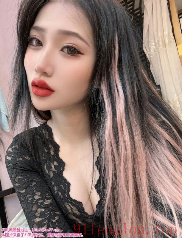 江岸颜值好身材的梦露