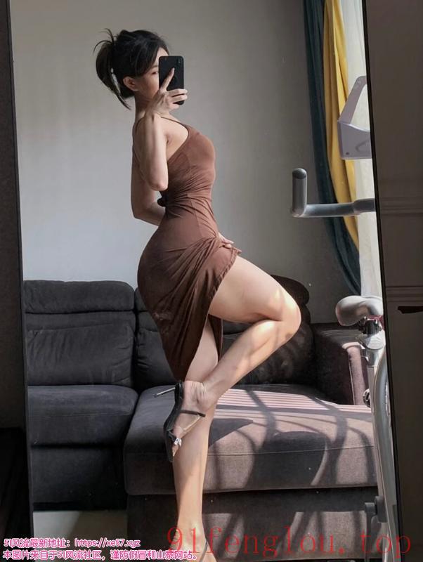 兼职有料的瑜伽教练