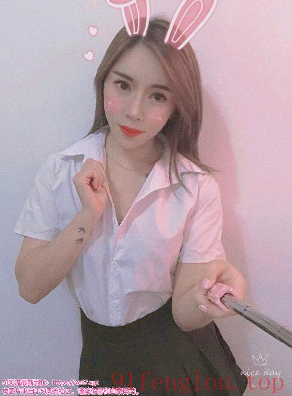 南山清新范小玉女