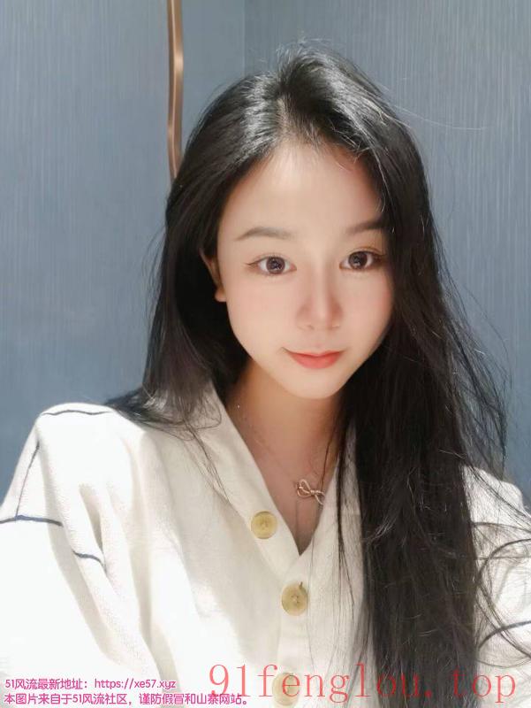 热情水多的小姐姐