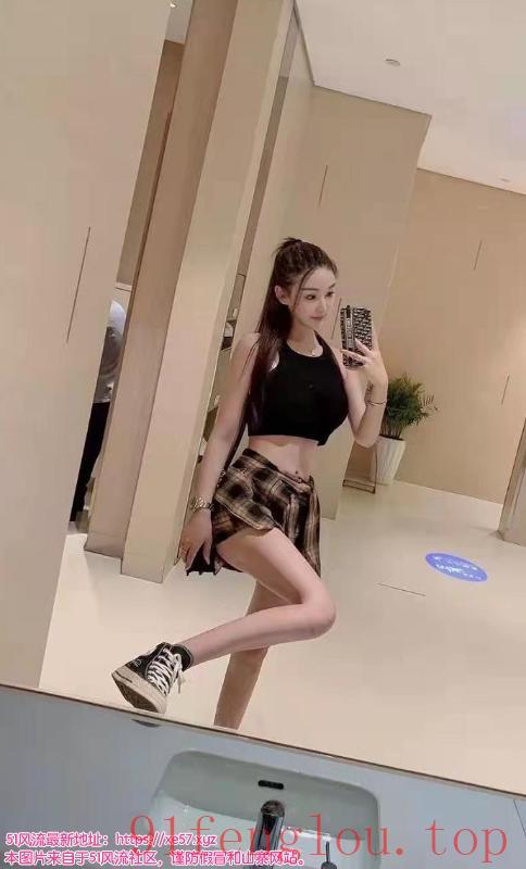 天河瑜伽老师薇薇